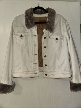 Levi's White Denim Jacket with Brown Faux Fur Collar & Cuffs